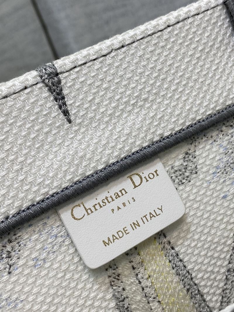 Christian Dior Shopping Bags